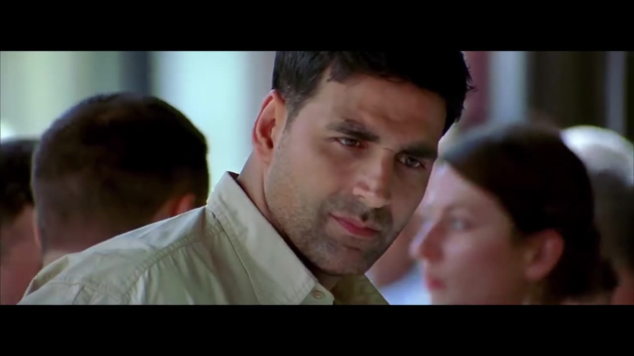 Akshay Kumar Smiling
