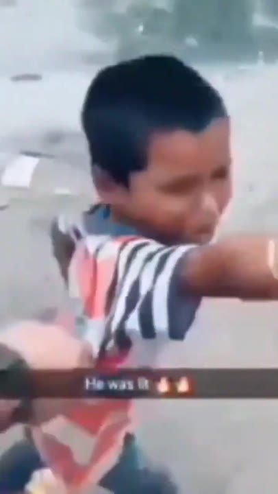 Disgusted Head Turn