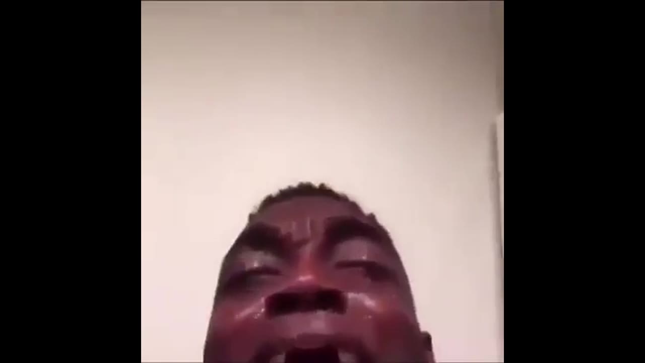 Negro llorando