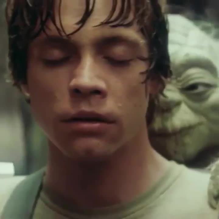 Yoda Whispers to Luke